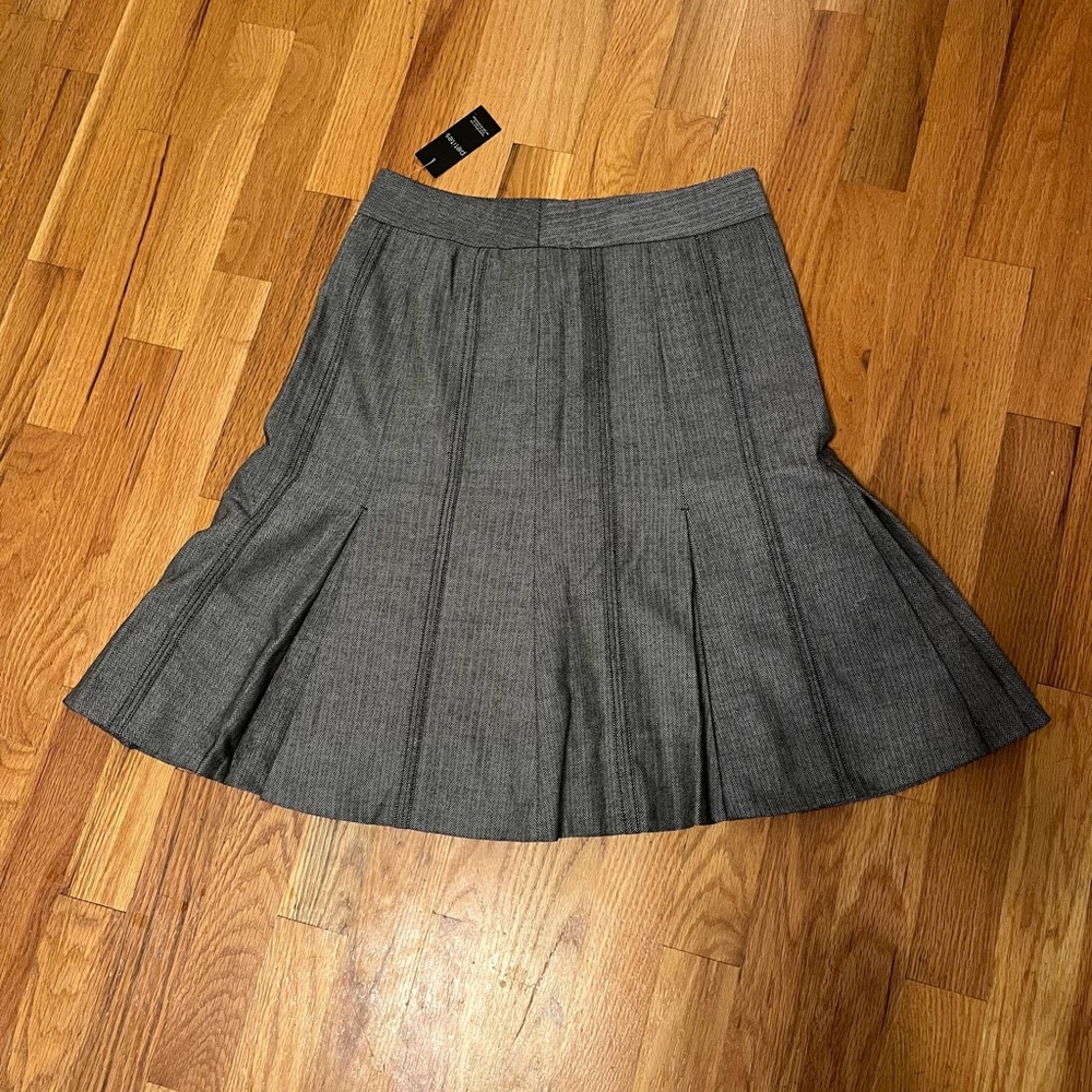💃LOFT skirt NWT